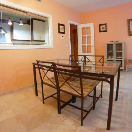 Rentalsevilla San Clemente 公寓 *